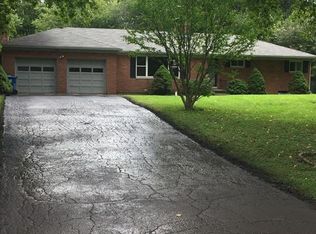 8811 Crestview Dr, Indianapolis, IN 46240