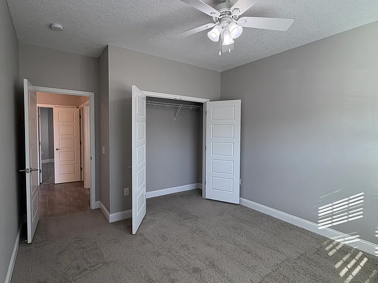 148 The Villas Way — Photo 7