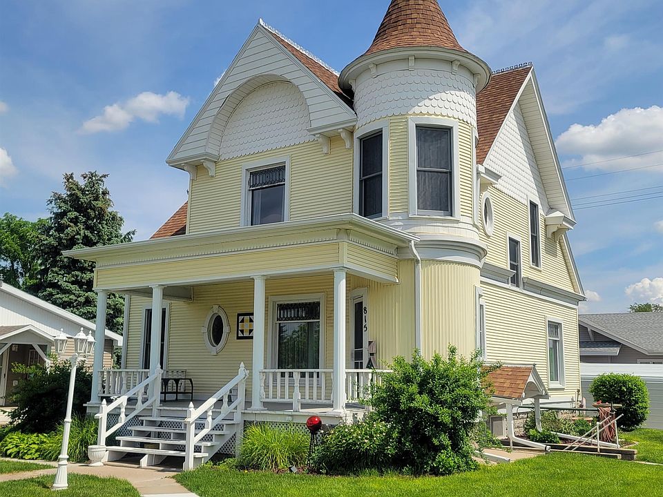 1st image of 815 2nd St