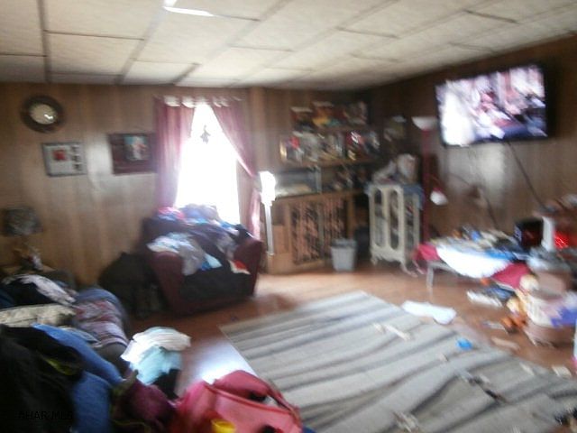 2nd image of 709 4th Ave