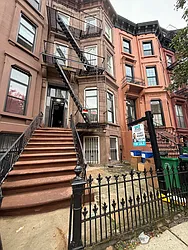 9 Spencer Place