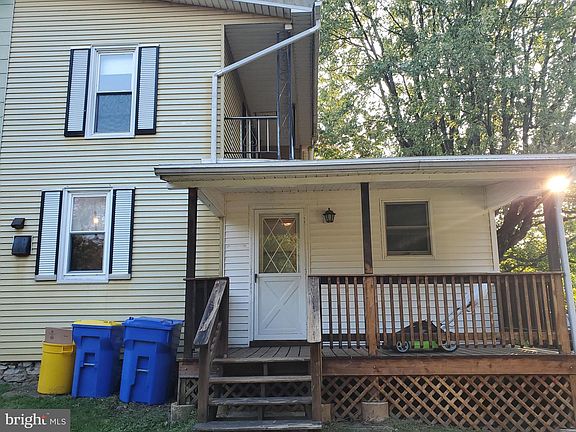 2nd image of 192 N Harrisburg St