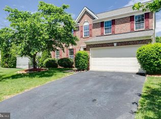9217 Stephanie St, Manassas Park, VA
