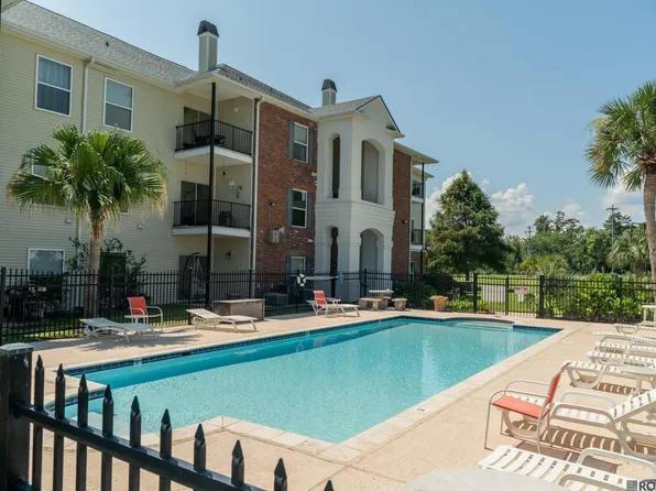 12430 River Highlands Dr Unit S, Saint Amant, LA 70774