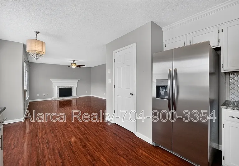 1901 Misty Vale Rd — Photo 8