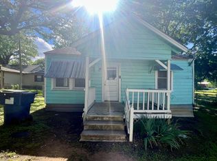 307 E Cates St #200, Bridgeport, TX 76426