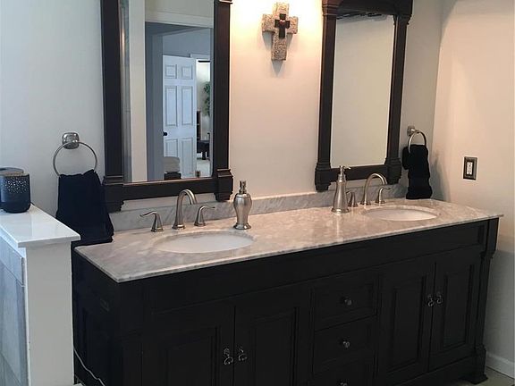 Beautifully updated master bath.