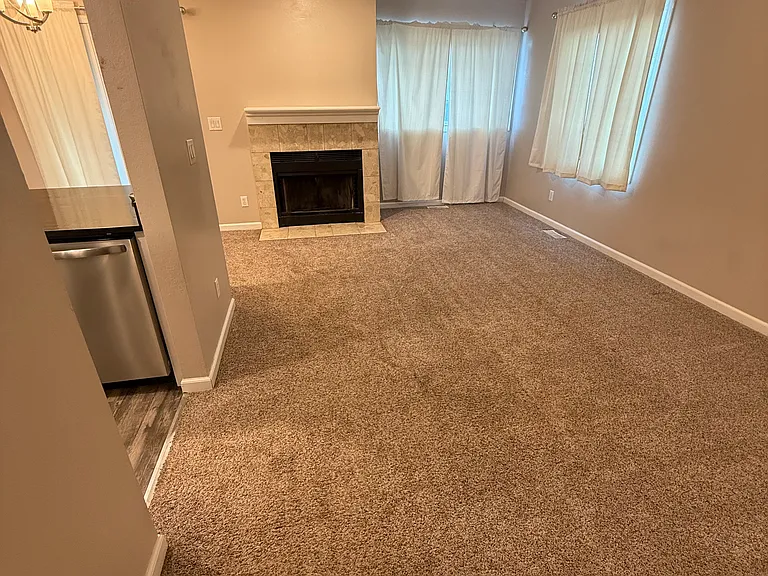 5360 Larkspur St #5360 — Photo 3
