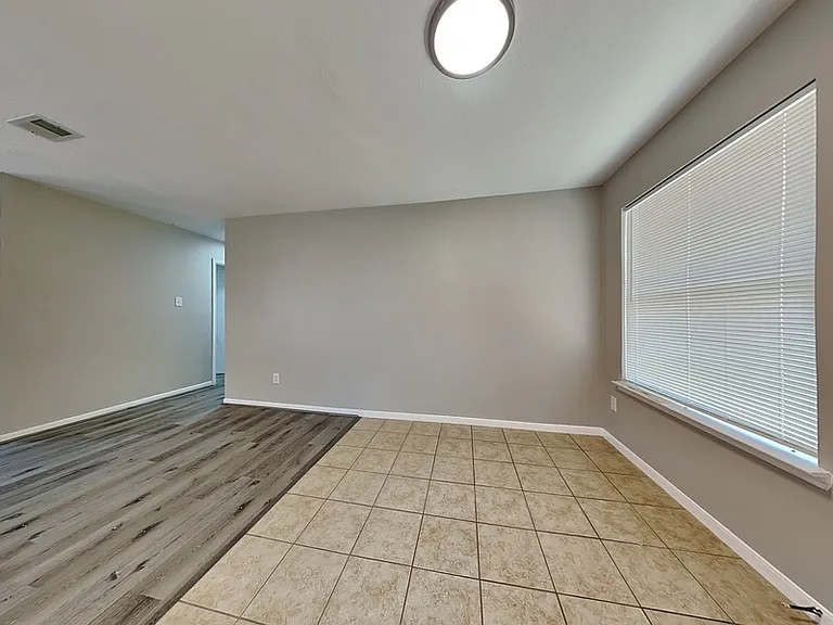 18109 Eganville Cir — Photo 7