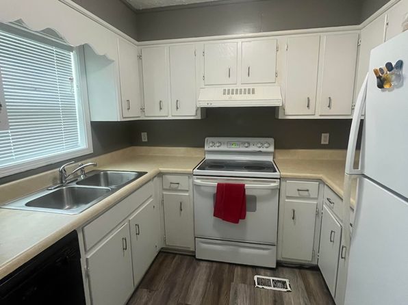 134 Newtown Rd NE #1