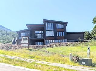 5074 E Whispering Pines Ln, Eden, UT 84310