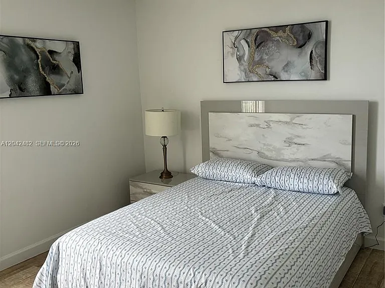 2000 NE 135th St #710 — Photo 14