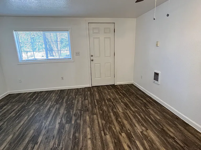 105 Front St S #3 — Photo 9
