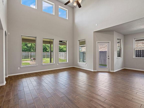 2nd image of 15519 Eastern Meadowlark Way