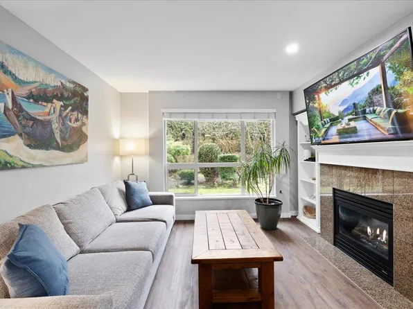 2167 152nd St #107, Surrey, BC V4A 4P1