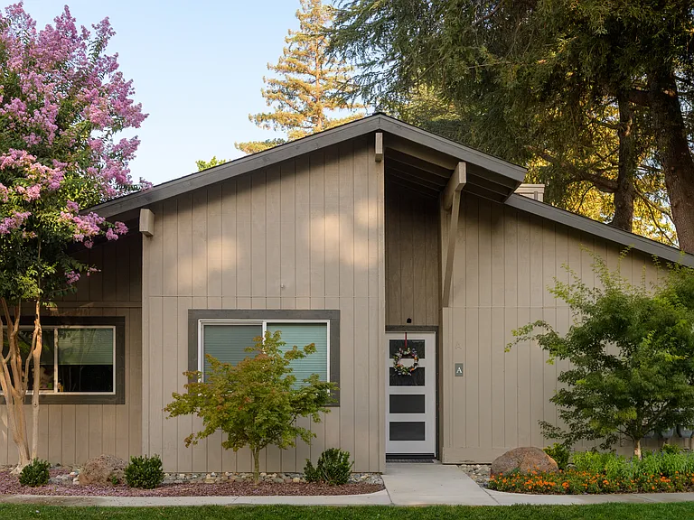 American River Commons — Photo 9