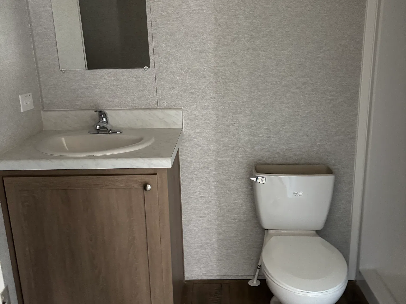 3 bed, 1100 sqft, $1,750 — Photo 4