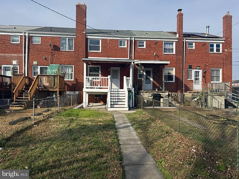 1907 Penhall Rd — Photo 14