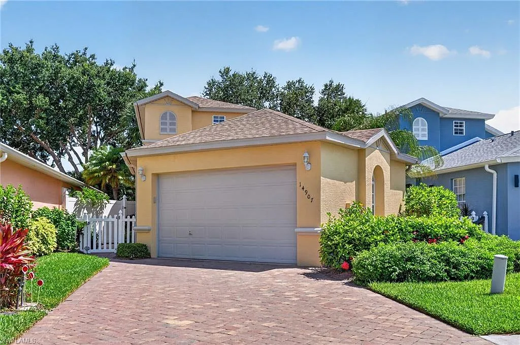 3 bed, 3.0 bath, 1760 sqft, $4,100 — Photo 2