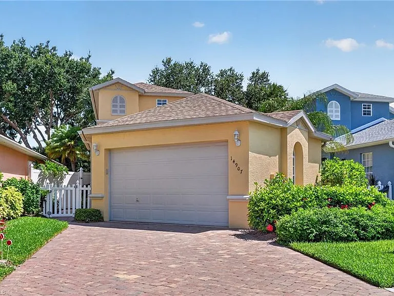 14907 Sterling Oaks Dr — Photo 2