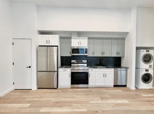 1310 N Front St #1F, Philadelphia, PA 19122