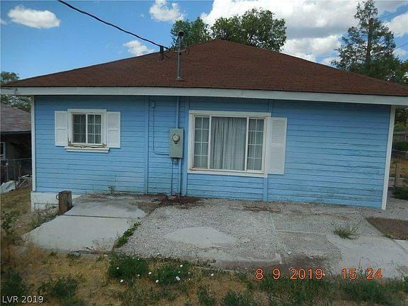 5th image of 15 Avenue E Ave