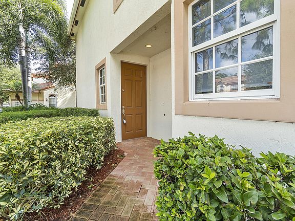 3rd image of 16185 Poppy Seed Cir #401