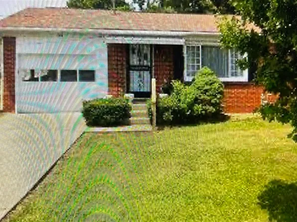 288 Southland Dr, Radcliff, KY 40160