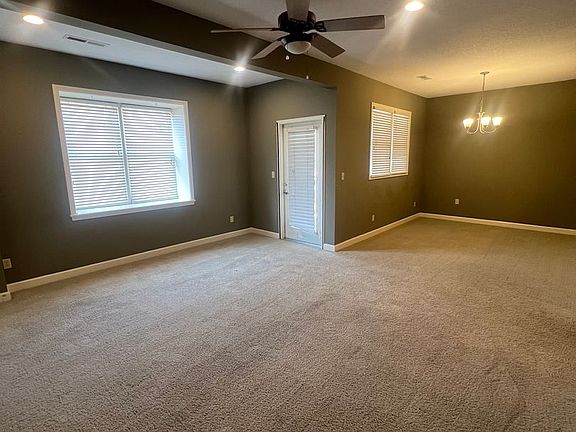 4th image of 2100 Cherry Hill Dr APT 103