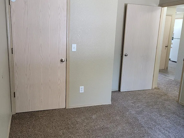 Overlook Pointe Apartments — Photo 13