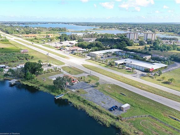 3rd image of 2200 Us 27 S