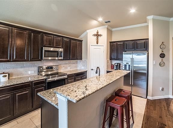 4th image of 11813 Champion Creek Dr