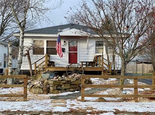 733 N Highland Ave, East Syracuse, NY 13057