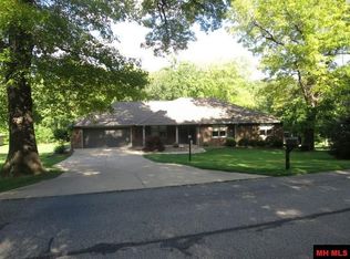 48 Rock Creek Dr, Mountain Home, AR 72653