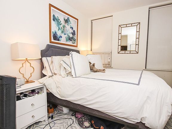 5th image of 315 6th Ave APT 3