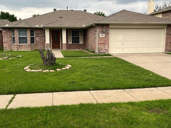 4405 Carriage Lane Cir
