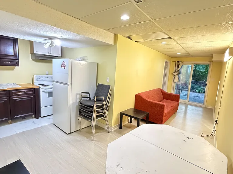 5431 Tree Crest Ct #LOWER — Photo 3