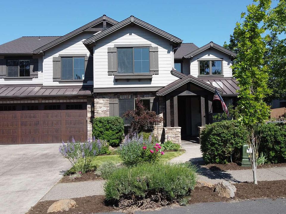 1st image of 61152 SE Sydney Harbor Dr