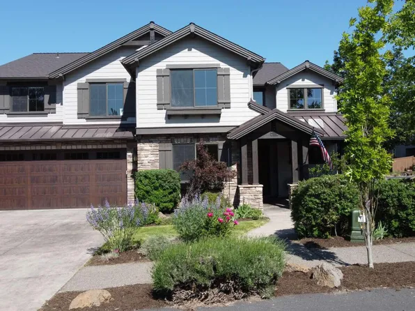 61152 SE Sydney Harbor Dr, Bend, OR 97702
