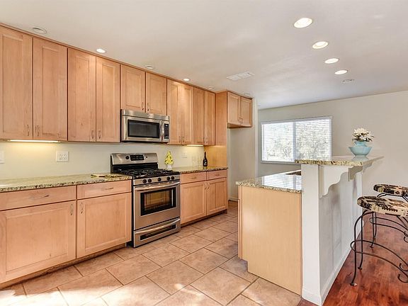 2nd image of 3982 Northpark Pl