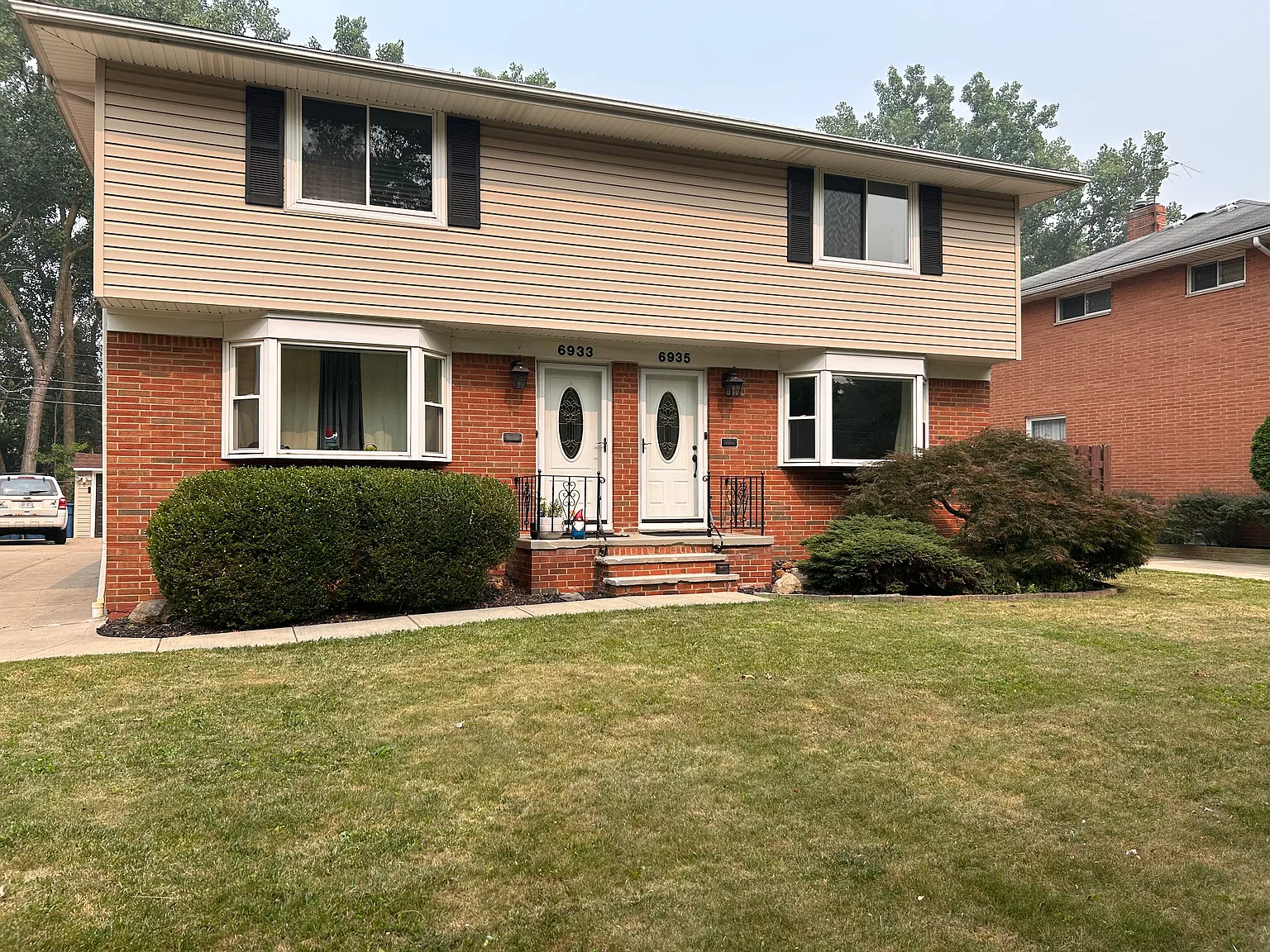 3 bed, 1.5 bath, 1800 sqft, $1,950 — Photo 1