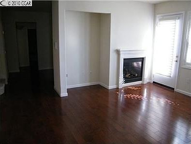 2nd image of 3253 Monaghan St