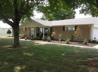 585 Clay Starks Rd, Woodburn, KY 42170