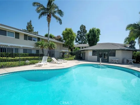 2010 Associated Rd Unit 7, Fullerton, CA 92831