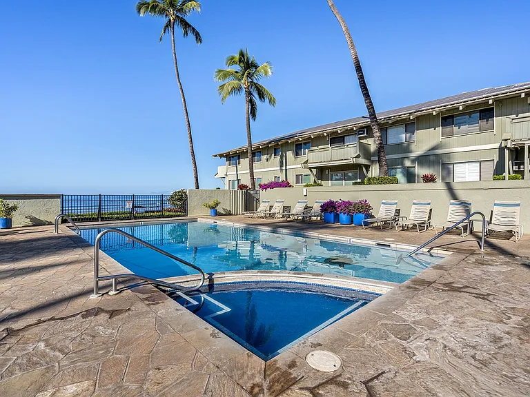 S Kihei Rd — Photo 32