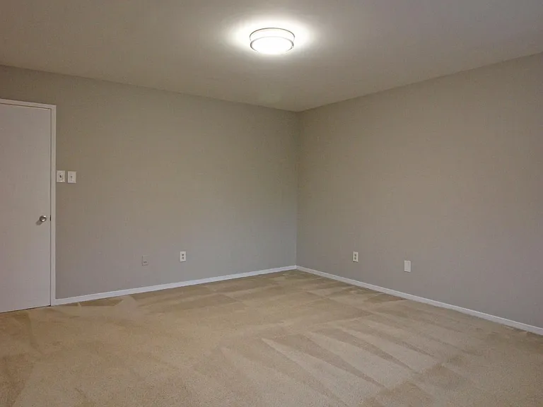 1662 Parkcrest Cir #400 — Photo 18
