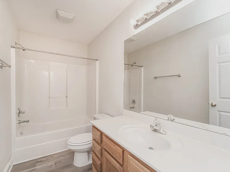 4512 Carol Ct — Photo 18