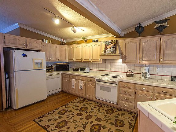 5th image of 1509 Adair Ave