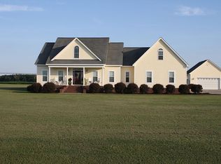 5847 Waters Edge Dr, Grifton, NC 28530