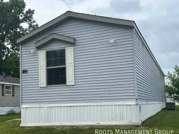 151 Maple Wood Wood #151, Flint, MI 48504